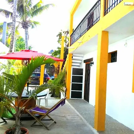 Guest house Chichi House Tulum