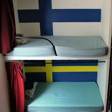 Hostel Day Tripper