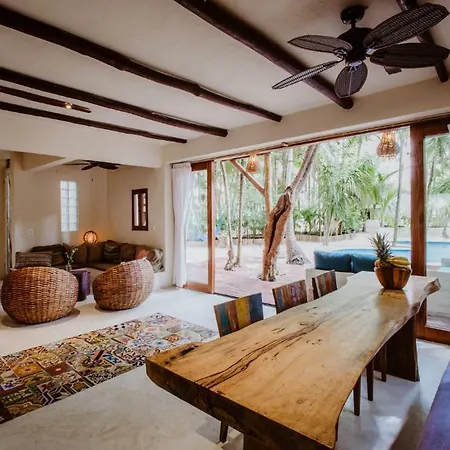 Beachfront Casa 8 Villa Tulum