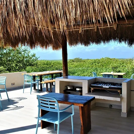 Hotel Sunset House