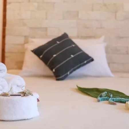 Blanco Hotel 3*