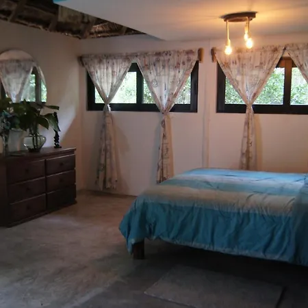 Cabanas La Alborada Hotel