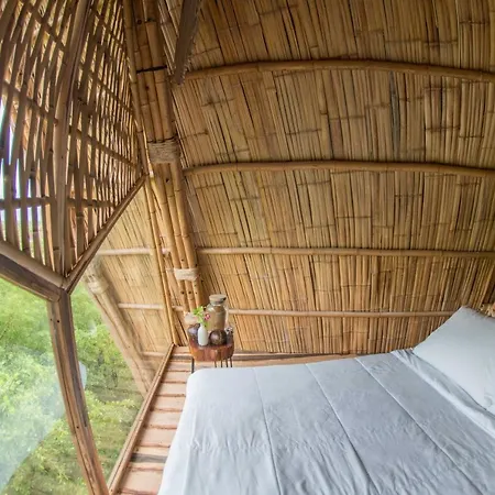 Hotel Mamasan Treehouses & 4*