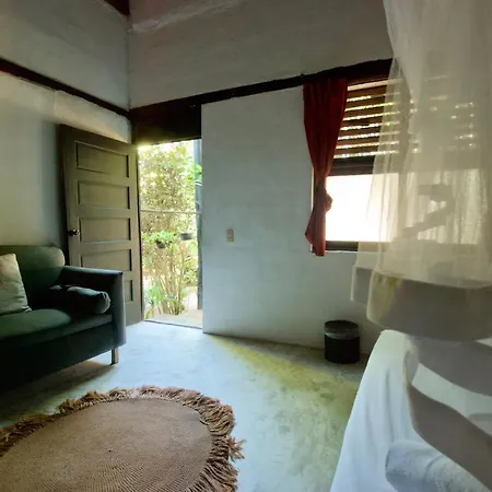 Zulum Hotel 3*