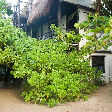 Zulum Hotel 3*