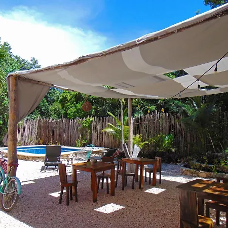 Macorina Hotel *