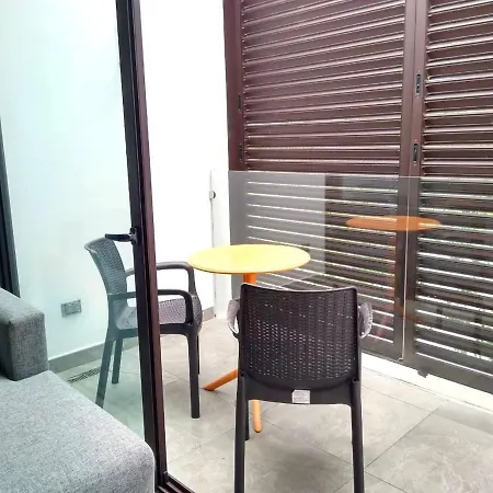 Private Roof W Plunge Pool, Brand New 2 Bedroom Penthouse For 6 Sleeps Holiday home Tulum