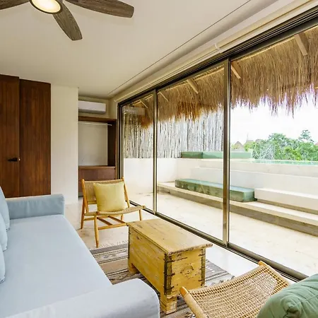 Luxury & Nature Meet A Private Pool & Roof Pool Apartment *