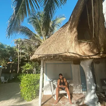 Playa Mambo Eco Cabanas