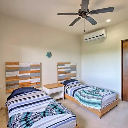 Holiday home Resort-style 3 Miles To Historic Ruins