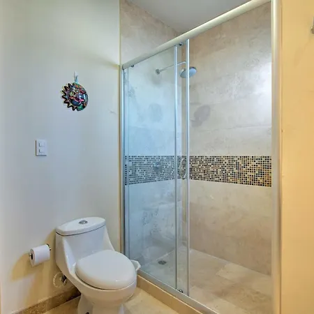 Resort-style 3 Miles To Historic Ruins Holiday home Tulum
