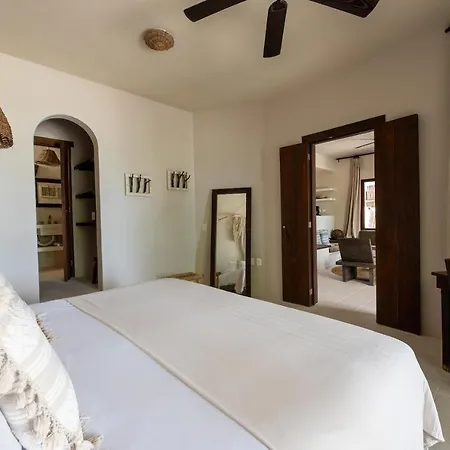 Nest Hotel