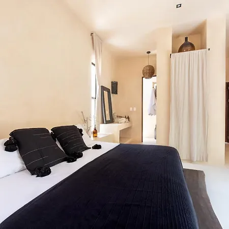 Nest Hotel