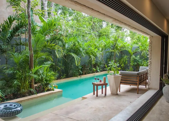 Villa Mayas
