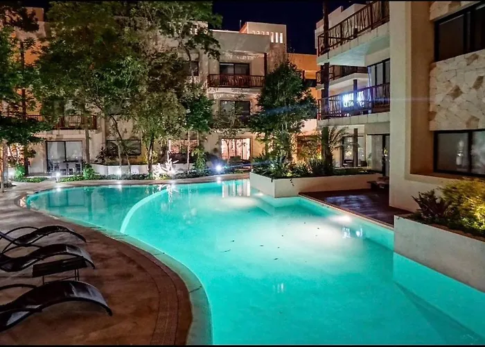 Sleeps 4-6-Amazing 2 Bedroom Ph With Bbq Jacuzzi