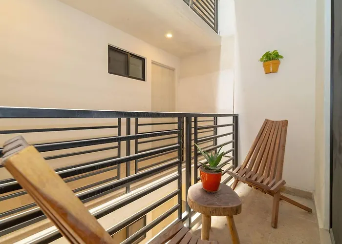 King Suite With Private Balcony, Rooftop Pool, Gym