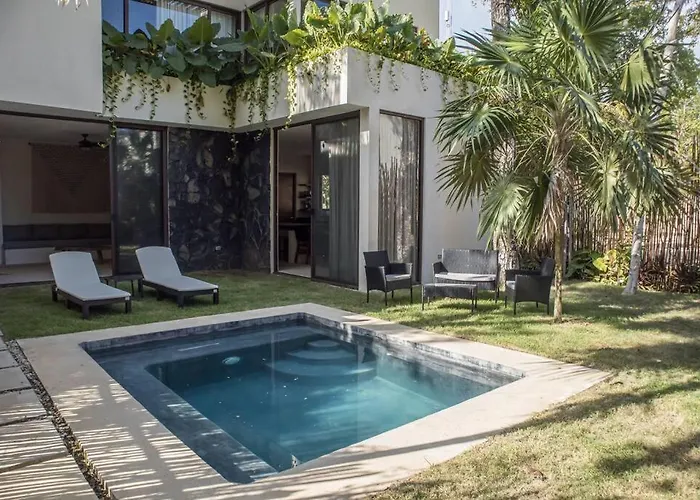 4Br Gated Community Private Pool And Garden