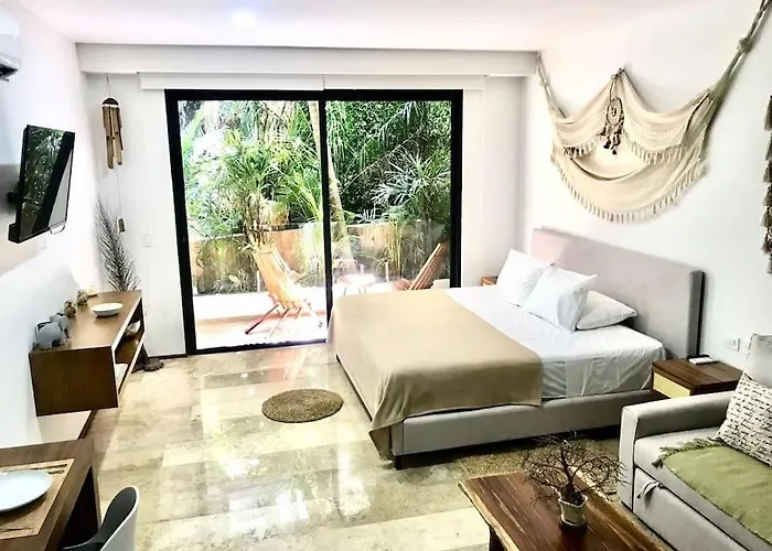 012 Modern Studio Luxurious Condo Wifi 100 Mb