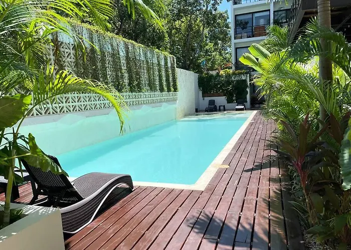 Caracol Garden Villa In Forest Nook