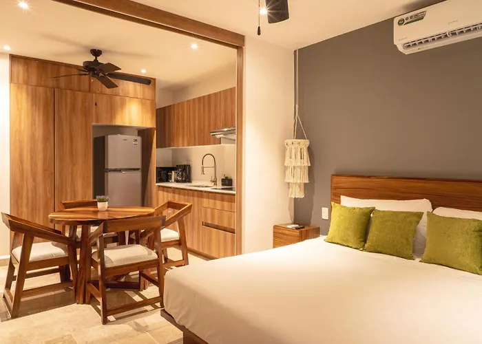 Modern Tulum Apt Sleeps 2