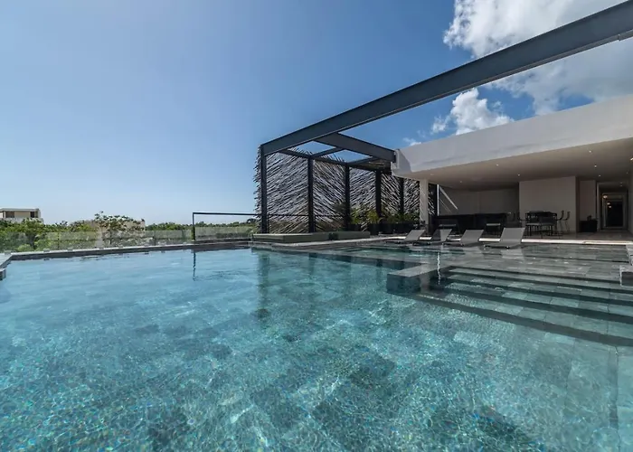 Lux 2Br With Rooftop Pool And Close To Beach