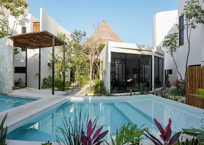 Divine House With Private Roof And Pool Only 1Km From The Beach