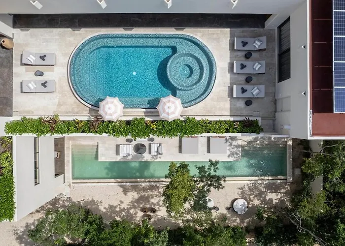 Villa With Premium Service - Cook, Butler & Driver Included In Luxury Aldea Zama
