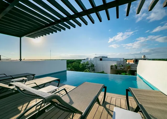 Private Roof W Plunge Pool Brand New 2 Bedroom Penthouse For 6 Sleeps