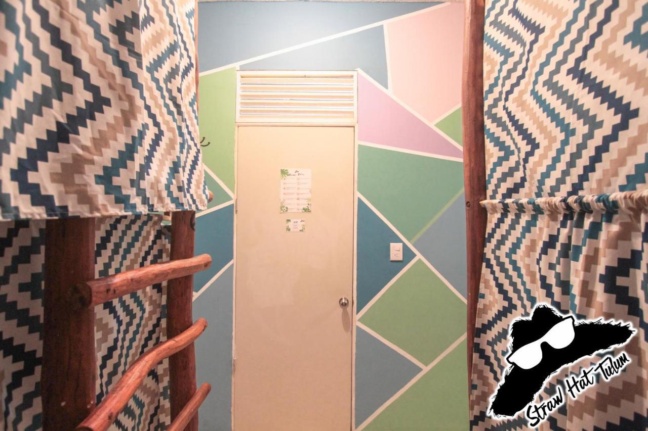Straw & Rooftop Bar Hostel