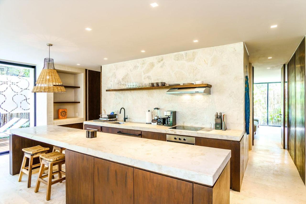 Apartment Gorgeous Flowy Space With Wrap-around Private Pool Tulum
