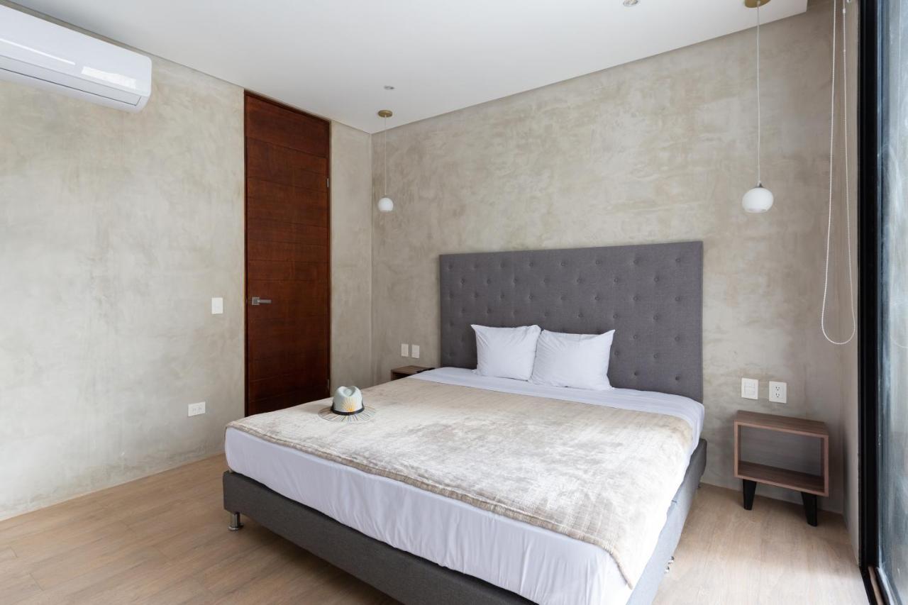 Modern 4br In La Veleta With Rooftop Pool, Amazing Amenities & Incredible Jungle View *