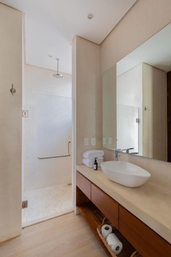 Modern 4br In La Veleta With Rooftop Pool, Amazing Amenities & Incredible Jungle View Apartment *