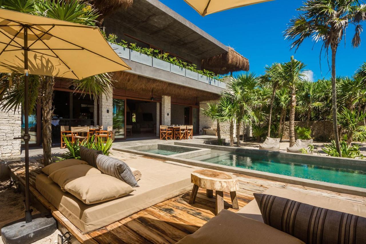 Beachfront In Tankah Bay Tulum