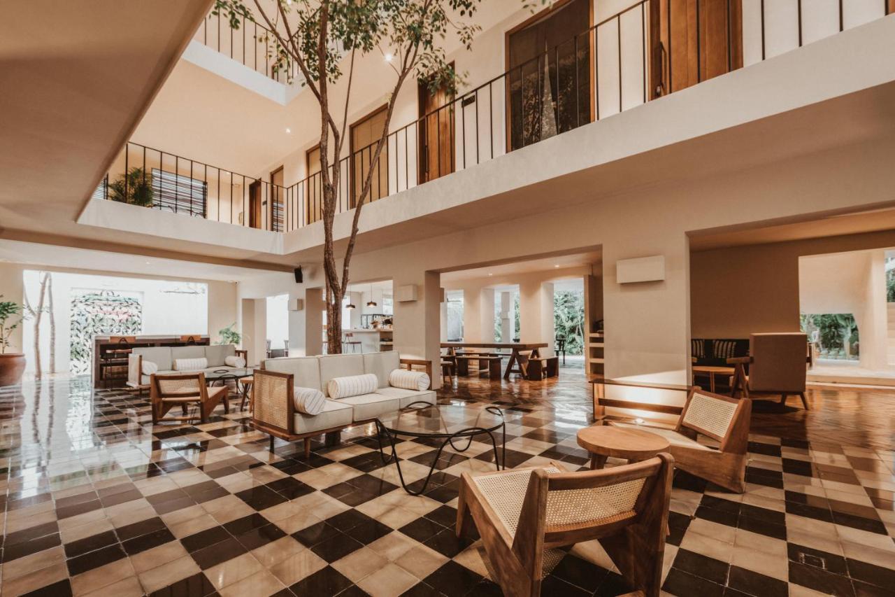 Hotel Downtown 4*