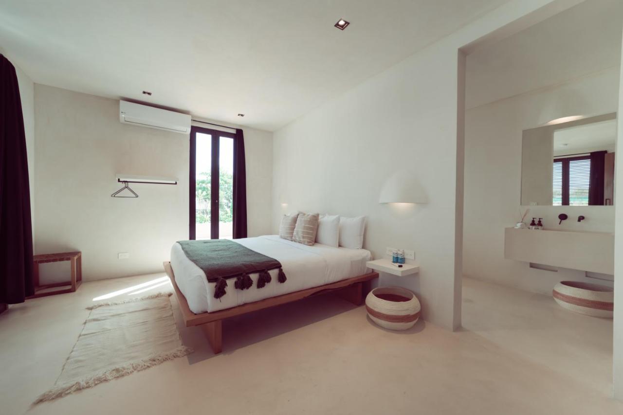Hotel Downtown 4*