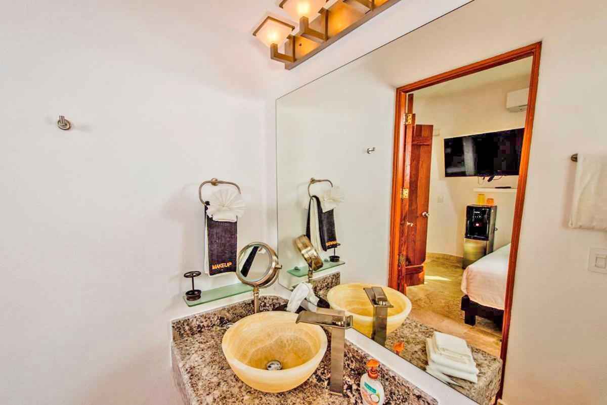 Mar Azul Luxury 6 Bedrooms Tulum