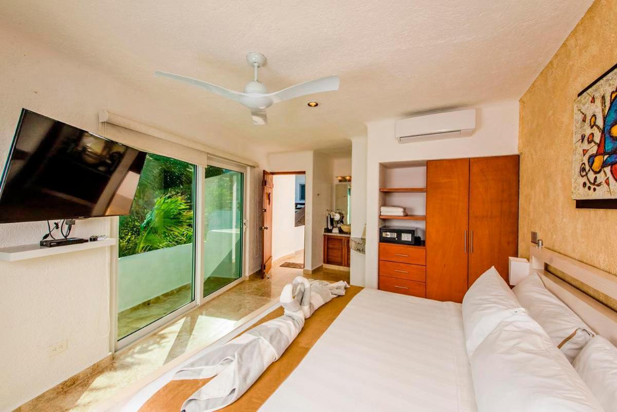 Mar Azul Luxury 6 Bedrooms Villa *