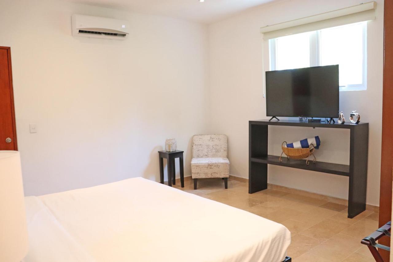 Mar Azul Luxury 6 Bedrooms * Tulum