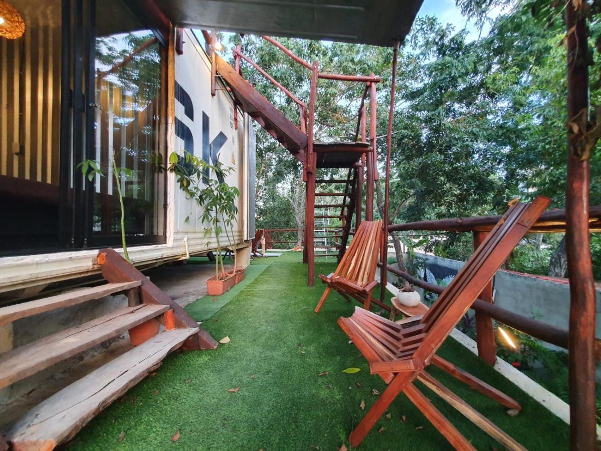 Primitive Selfcheck-in Adults Only Tulum