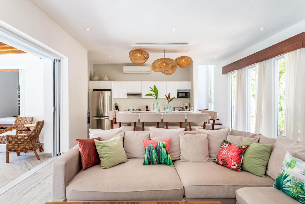 Ek'balam & Flamingo, Luxury Villas, Private Pool, Private Garden, Jacuzzi, 24h Security