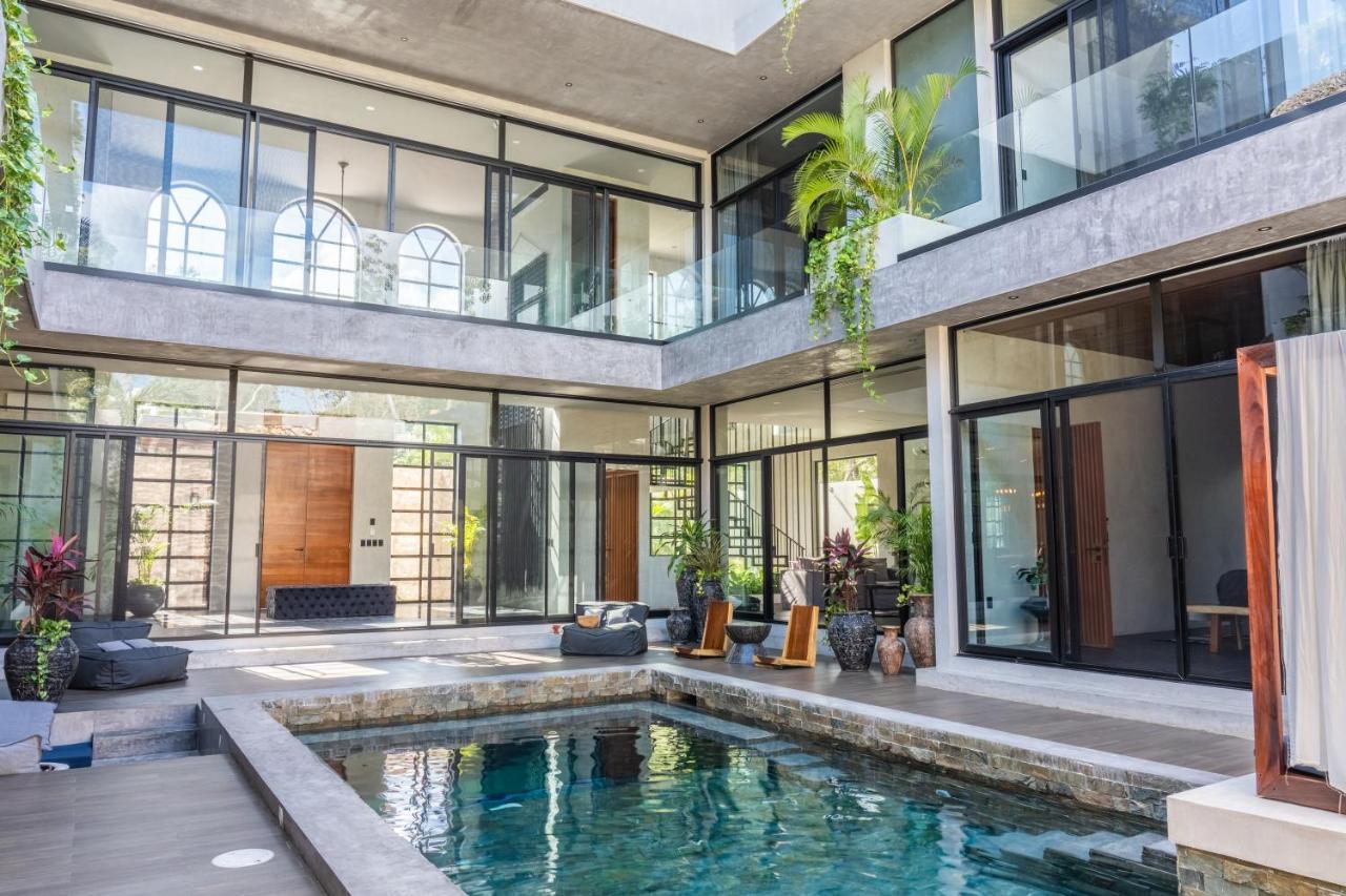 Casa Don Rey Luxury Mansion Design & Architecture 10 Br *