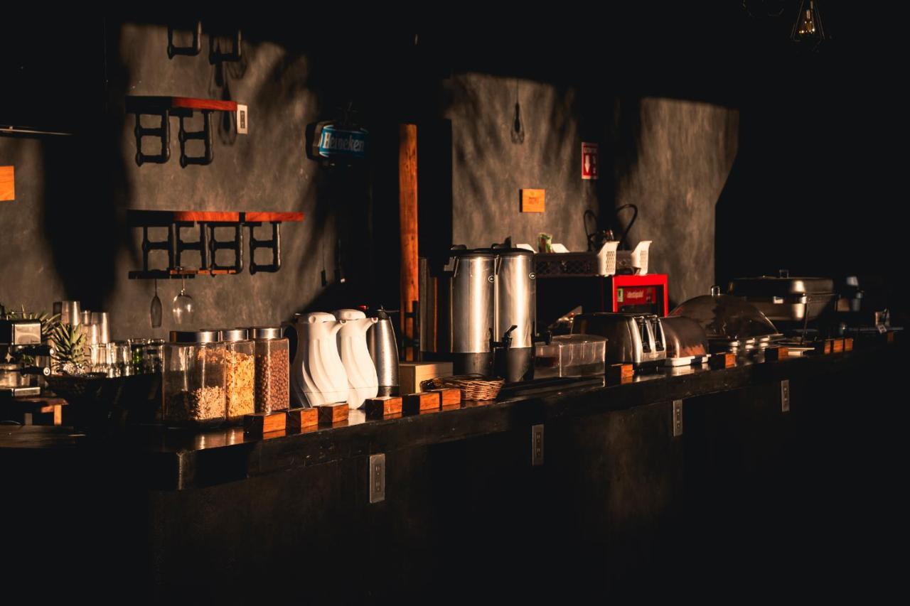 Che & Bar Adults Only Hostel *