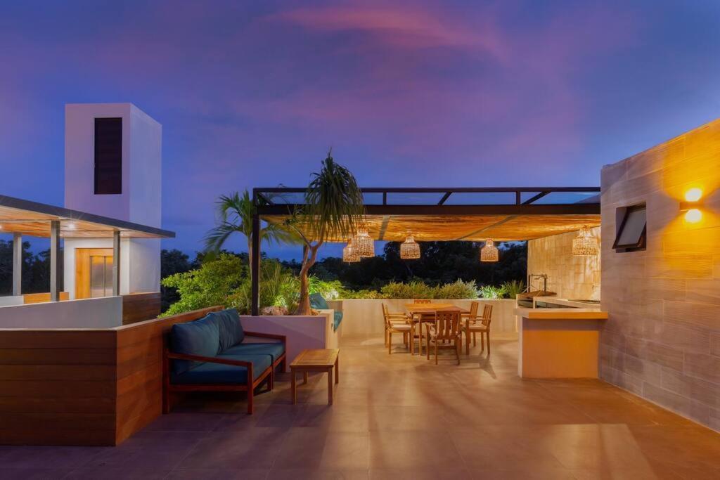Luxury 1 Bedroom With Garden And Private Pool Apartment *
