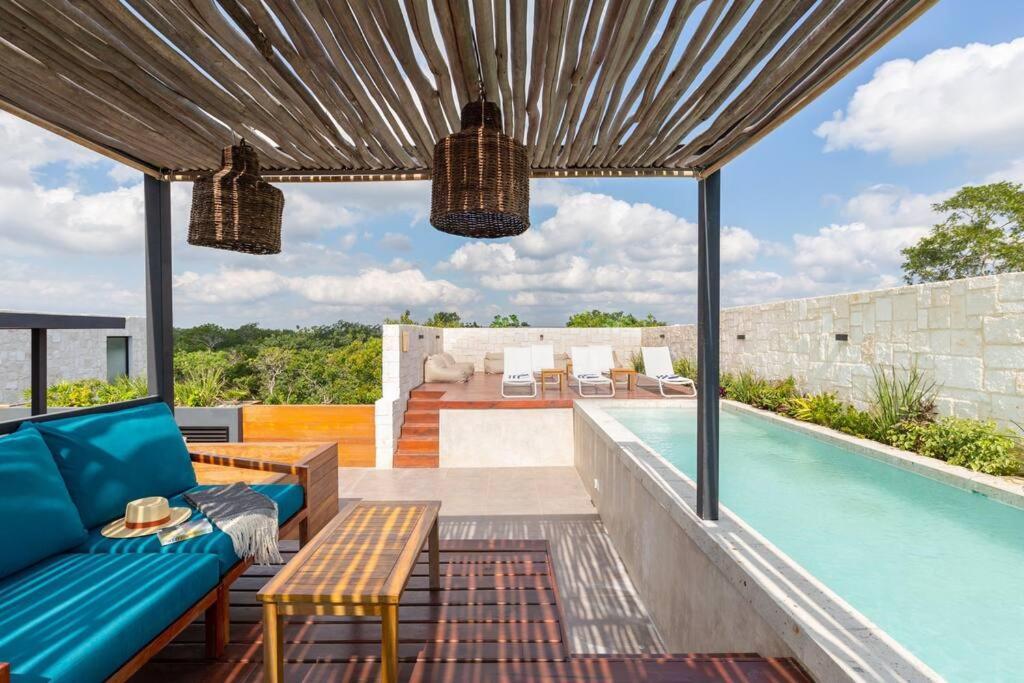 Luxury 1 Bedroom With Garden And Private Pool