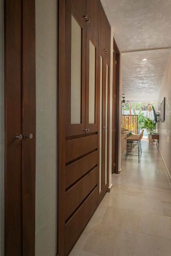 Private Wterrace & Direct Pool Access A104