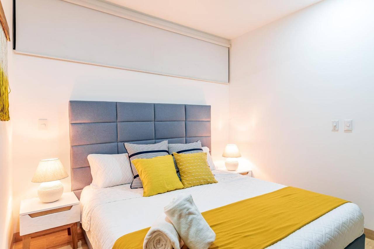 Paradise In With Rooftop Pool And Top Sunsets, Amira Central *