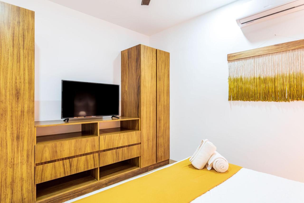 Paradise In With Rooftop Pool And Top Sunsets, Amira Central Apartment *