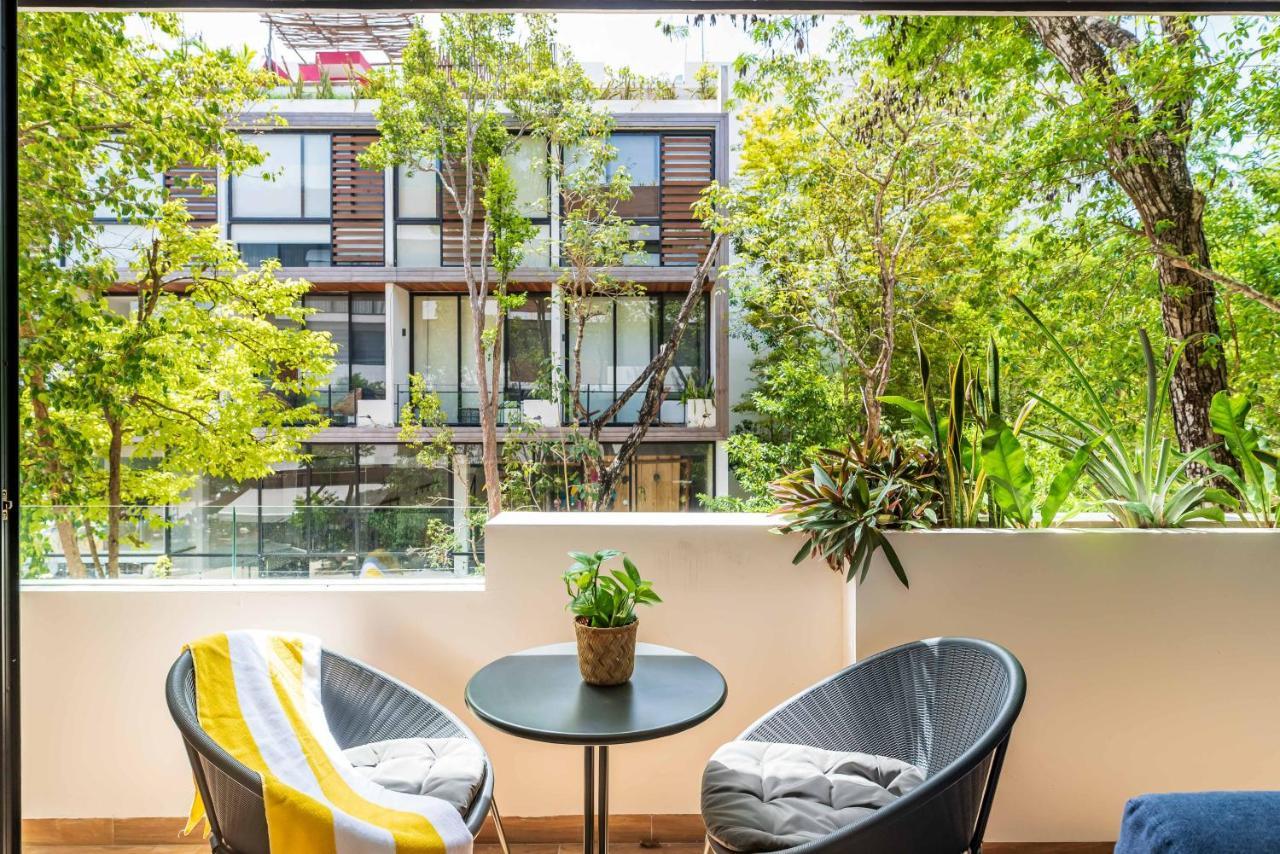 Paradise In With Rooftop Pool And Top Sunsets, Amira Central Apartment *