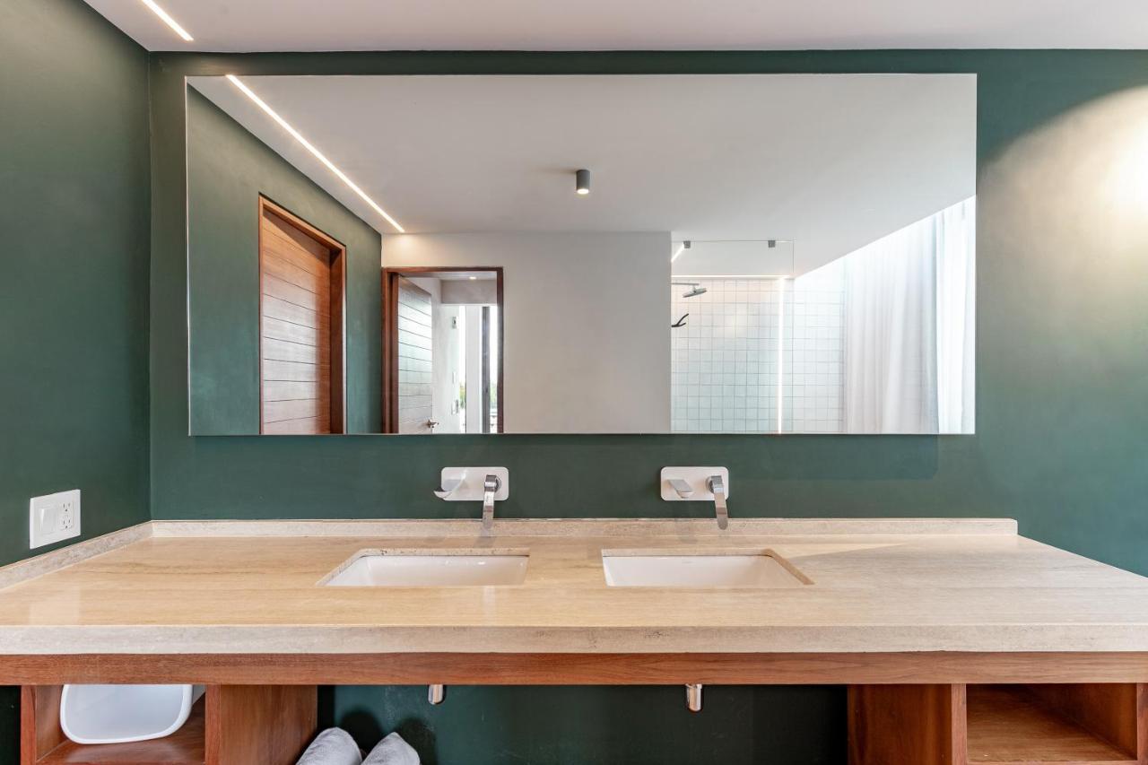 407 Stunning Penthouse For 2