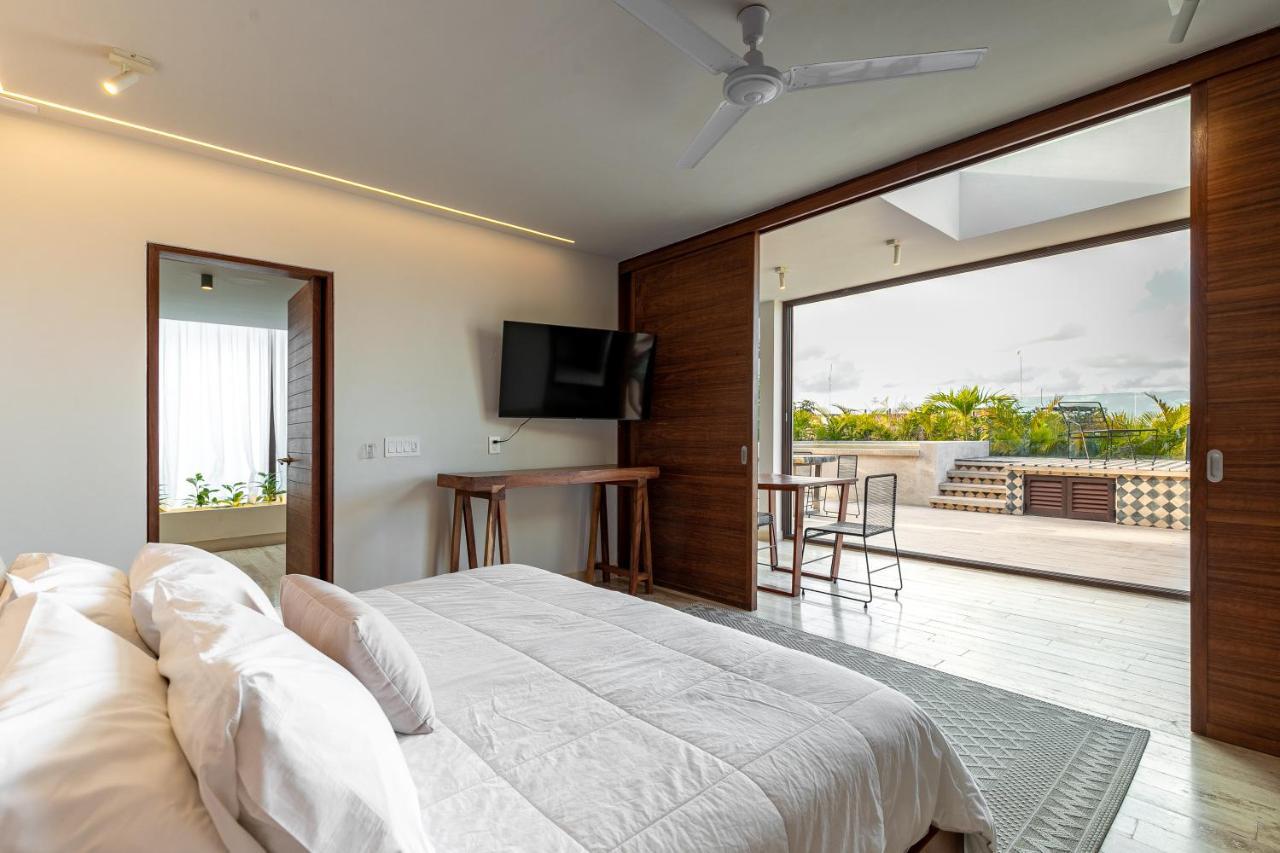 Apartment 407 Stunning Penthouse For 2 *